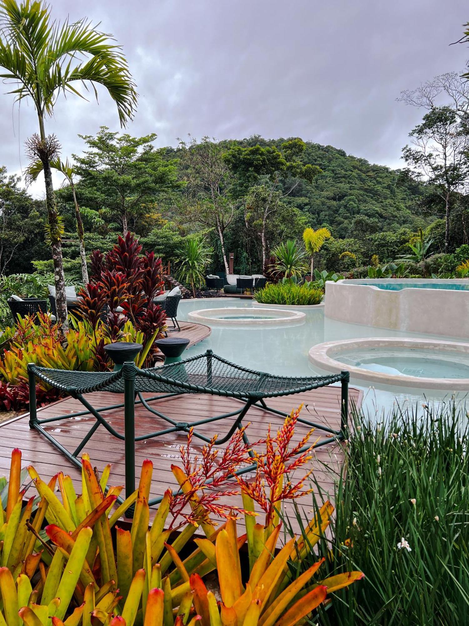 Hotel Vale Das Nuvens Guaramiranga Exterior photo