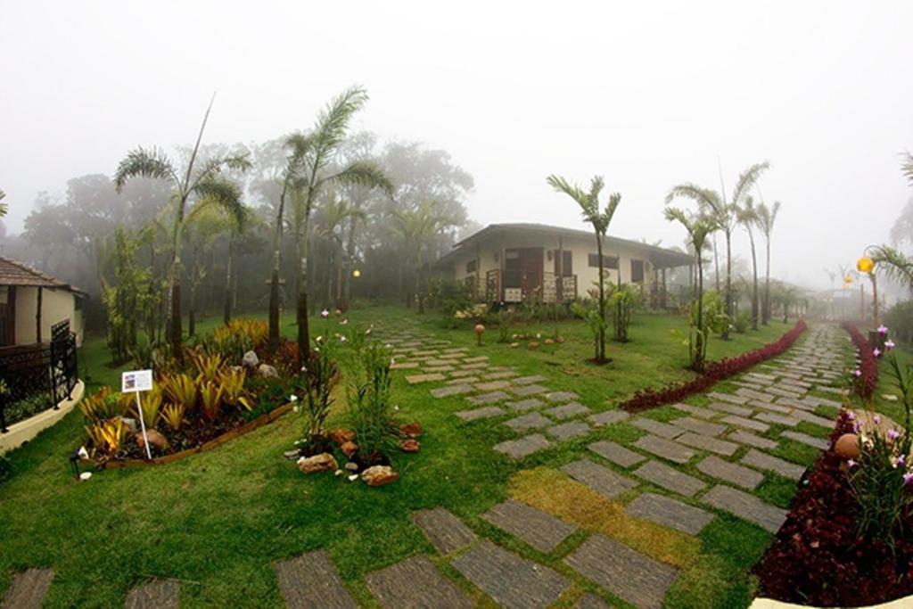 Hotel Vale Das Nuvens Guaramiranga Exterior photo
